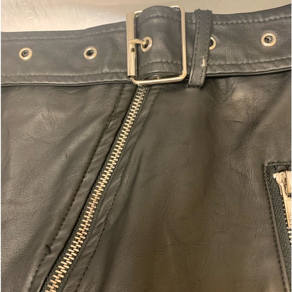 SEEK The Label Vegan Leather Asymmetrical Skirt Sz XS - Picture 4 of 9
